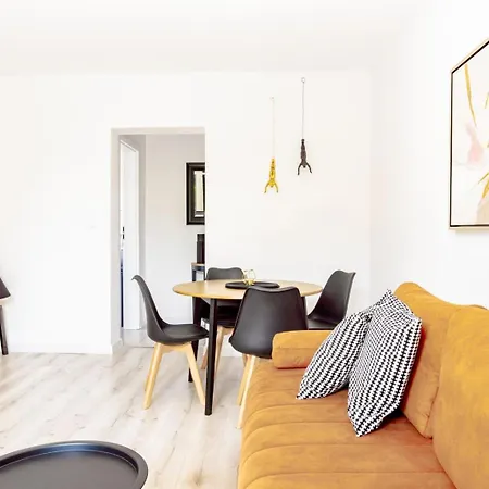 Alexandria - Domki, Apartamenty, Z Basenem Guest house Karwia