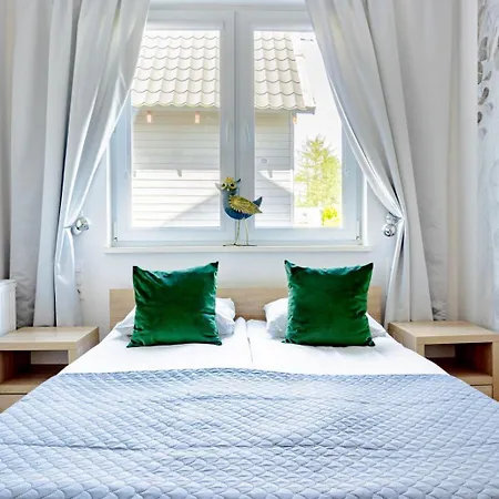 Alexandria - Domki, Apartamenty, Z Basenem Guest house