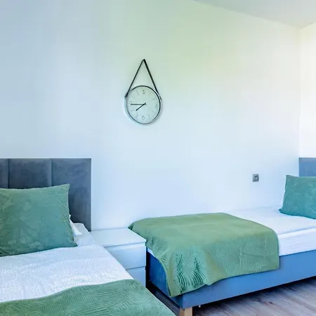 Alexandria - Domki, Apartamenty, Z Basenem Guest house Karwia