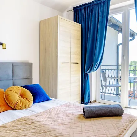 Alexandria - Domki, Apartamenty, Z Basenem Karwia