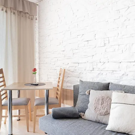 Alexandria - Domki, Apartamenty, Z Basenem